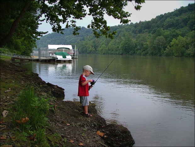 4_Lucas_fishing